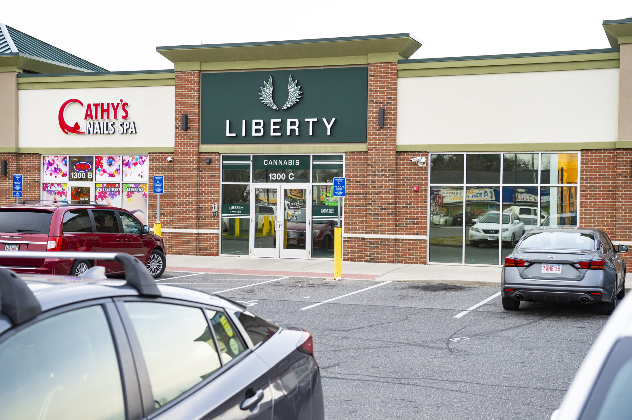 Liberty's Springfield dispensary exterior shot